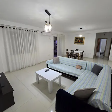 Ela Apartment