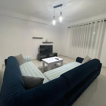 Apartment Ela *